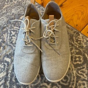 Sneaker toms